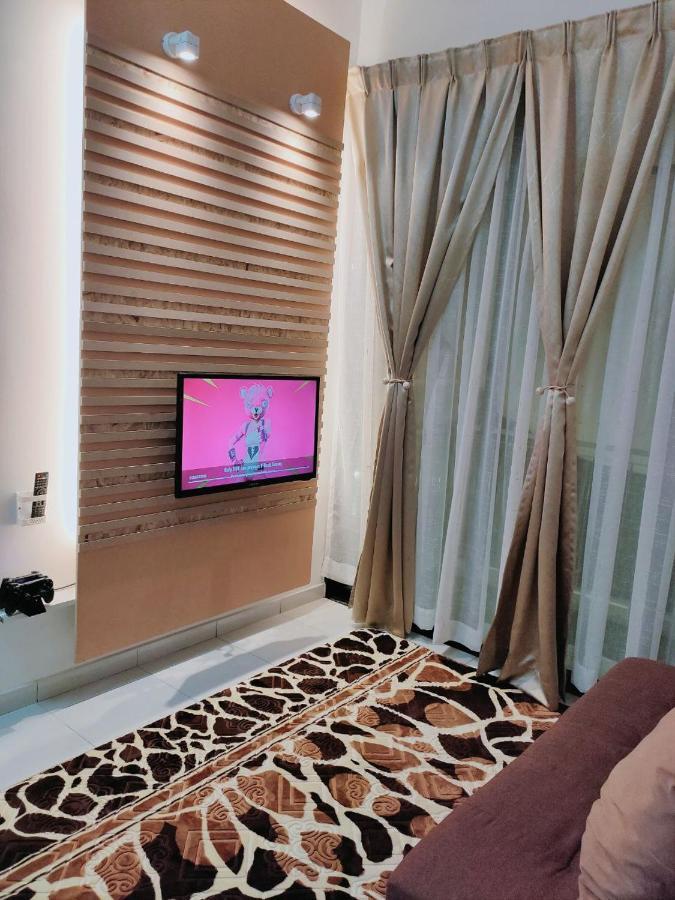 סמנייך Spring Fields Homestay By Sizma מראה חיצוני תמונה